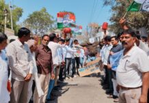 पिड़ावा में कांग्रेस का हल्लाबोल: केंद्र की ‘विफल’ विदेश नीति और महंगाई के खिलाफ उग्र प्रदर्शन पिड़ावा में कांग्रेस का हल्लाबोल