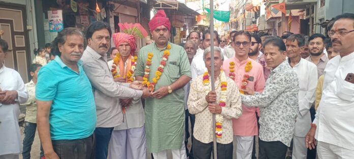 Pirawa-News पिड़ावा में मां हिंगलाज की भव्य शोभायात्रा: बग्गी में विराजीं कुलदेवी