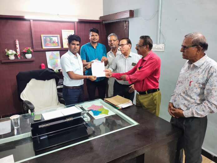 पिड़ावा रोडवेज सेवा के नाम पर 'ठेंगा