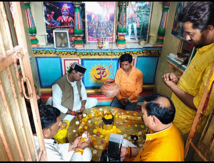 सूरजकुंड में विधि-विधान से किया अभिषेक